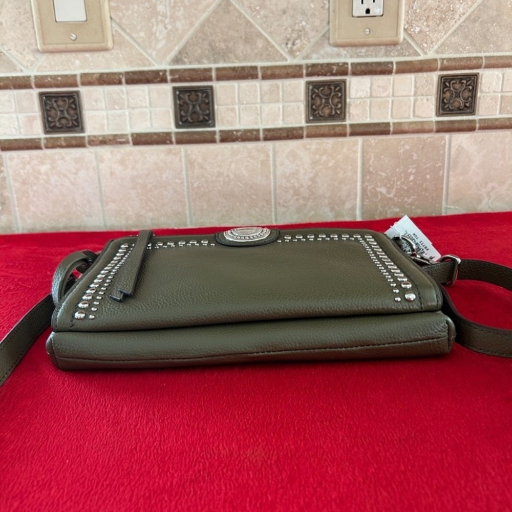 BRIGHTON PRETTY TOUGH JORDYN CROSS BODY ORGANIZER OLIVE NWT REGISTRATION CARD - Picture 9 of 12